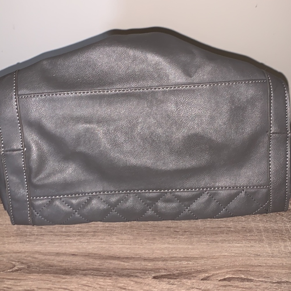 Apt 9 two tone gray, with gold accents handbag - Picture 10 of 11